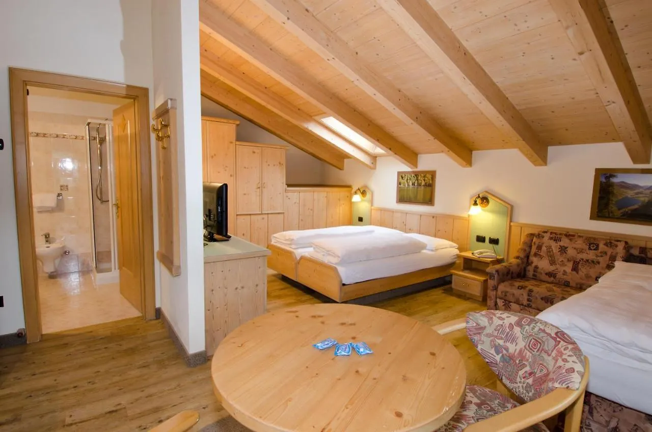 Hotel Daniela 3*, Livigno Italien